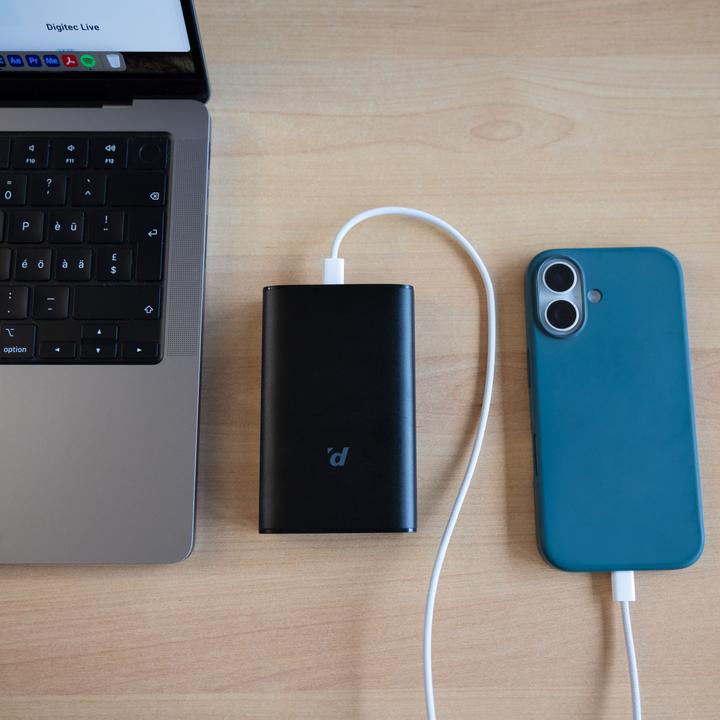 Actual product image Digitec Power Bank (15000 mAh, 30 W, 55.50 Wh)