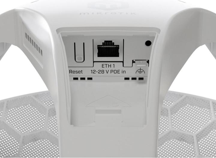 Actual product image MikroTik LHG 5 ax with 24.5dBi 5GHz antenna, 5GHz 802.11anacax wireless, 800MHz CPU, 256M