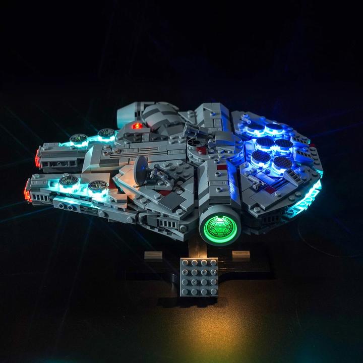 Image du produit BrickBling Set de lumière LED pour LEGO Star Wars : Millennium Falcon (75375) incl. télécommande