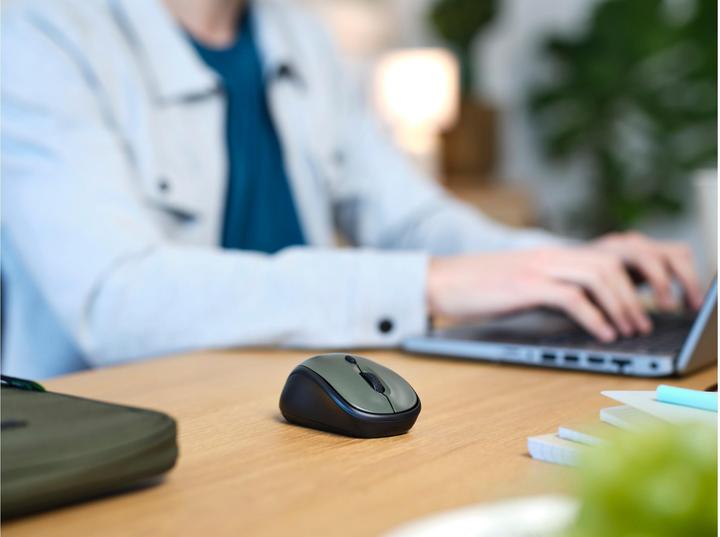 Actual product image Trust Bologna Bag And Mouse Set Green (16", Universal)