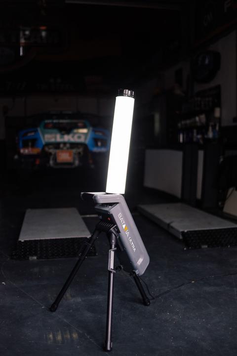 Produktbild Batavia 18V/230V Hybrid-LED-Arbeitsleuchte 360° (ohne Akku und Ladegerät) (4300 lm)