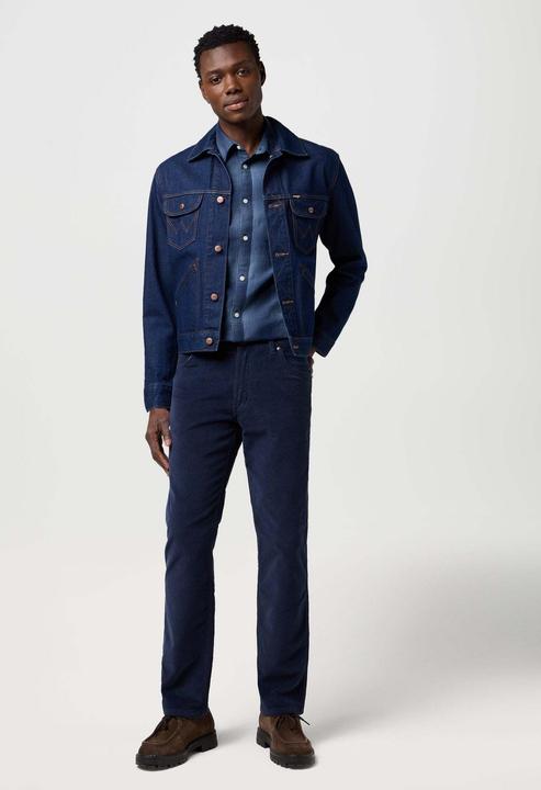 Actual product image Wrangler Cordhose Greensboro (34)