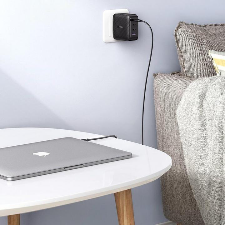 Produktbild Ugreen Schnellladegerät (65 W)