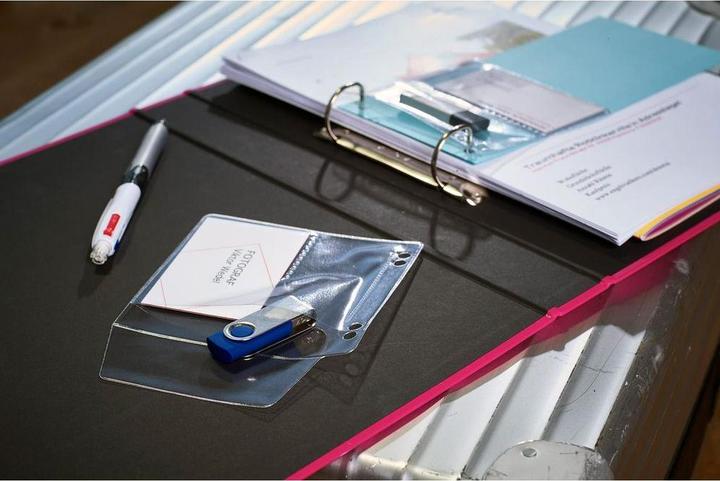 Actual product image Veloflex Cover for USB stick (10 x 10 cm, 5 x)