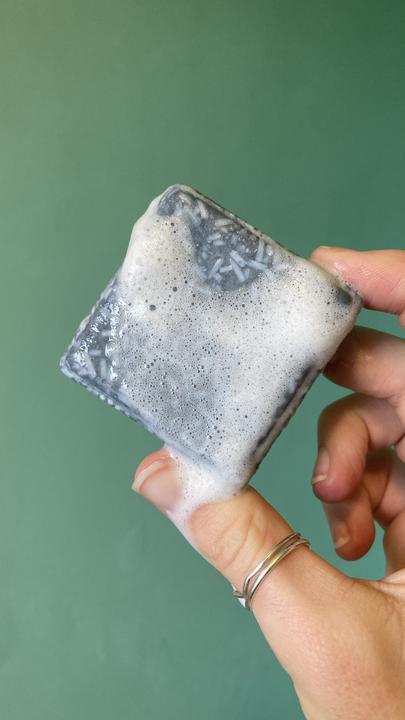 Actual product image Green Room Suds Fresh (720 ml, Solid shampoo)