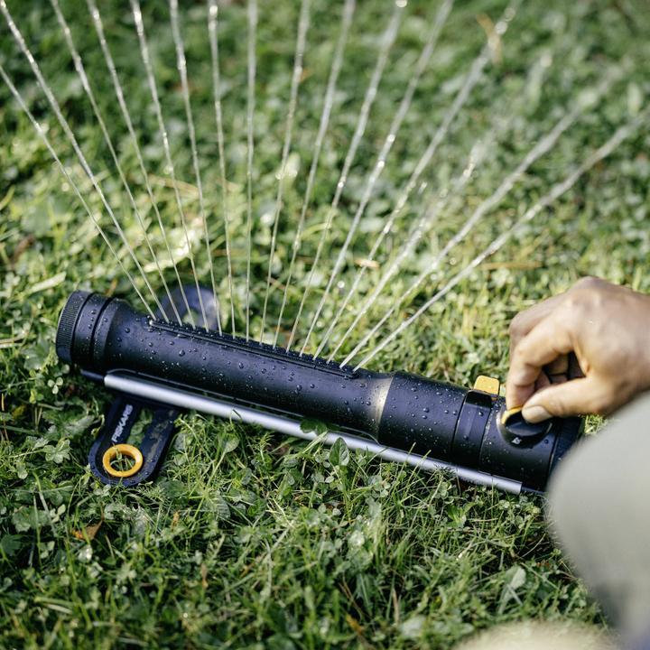 Image du produit Fiskars Zraszacz Wahadłowy Confort M