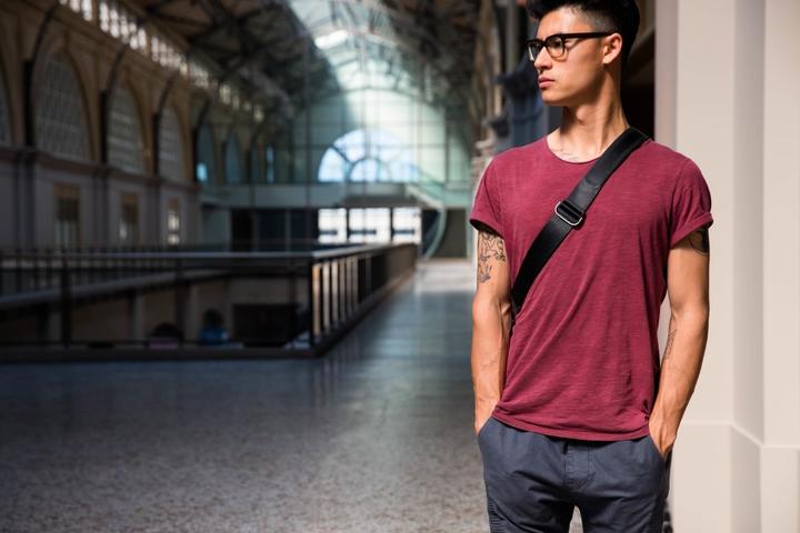 Actual product image Peak Design Slide (Neck belt, Shoulder strap, Wrist strap)