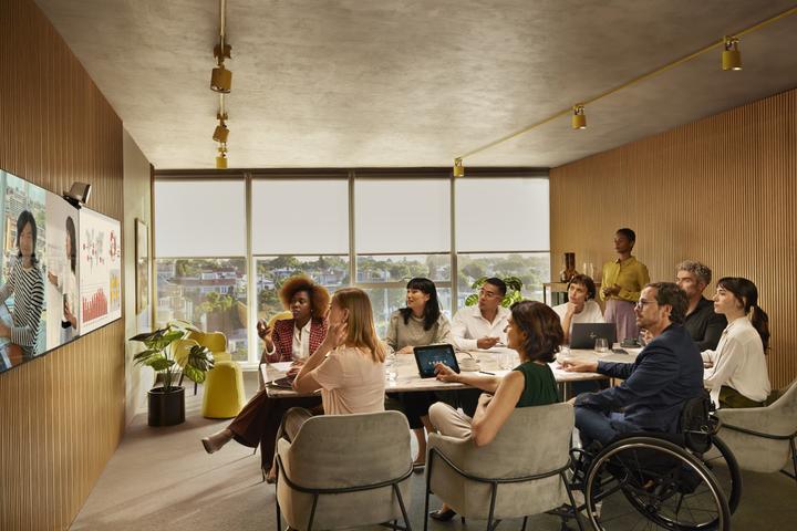 Actual product image Poly Studio E70