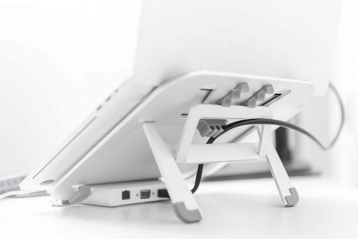 Immagine prodotto Digitus Supporto variabile per notebook con docking station USB-C™ integrata, 8 porte (USB-C, 8 porte)