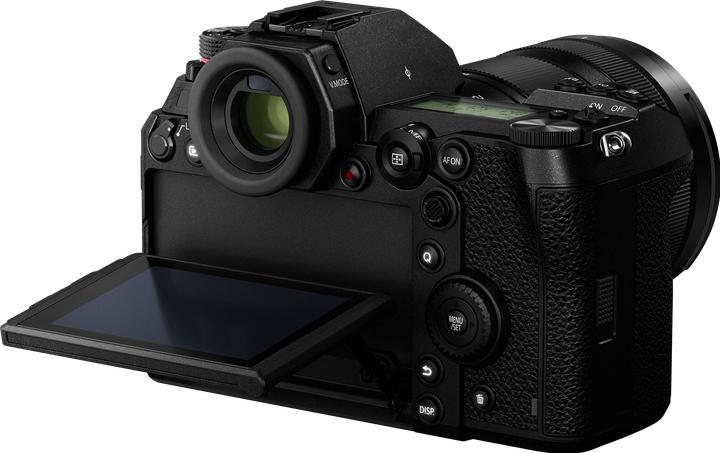 Produktbild Panasonic Lumix S1 (24 - 105 mm, 24.20 Mpx, Vollformat)