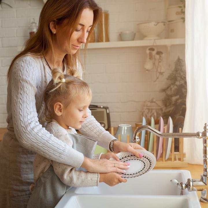 Actual product image Relaxdays Plate rack