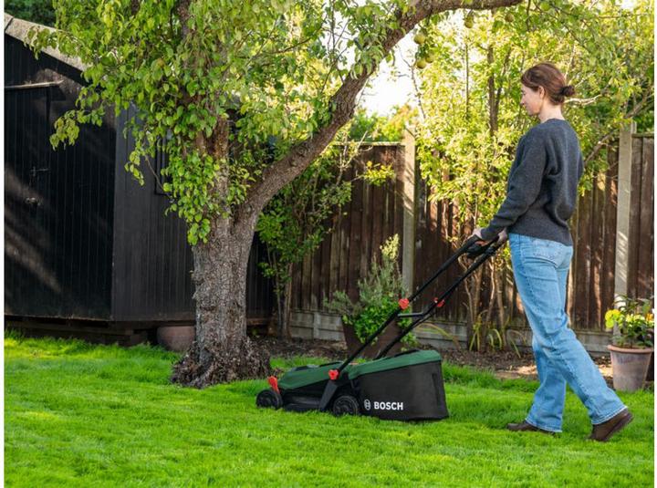 Produktbild Bosch Hausgeräte Rotak 18V-32 (Akkubetrieb)