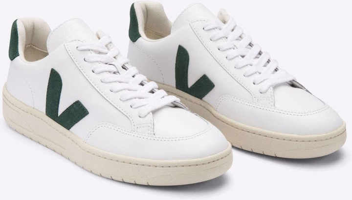 Actual product image Veja V-12 (41)