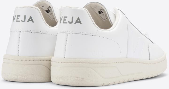 Actual product image Veja V-12 (40)