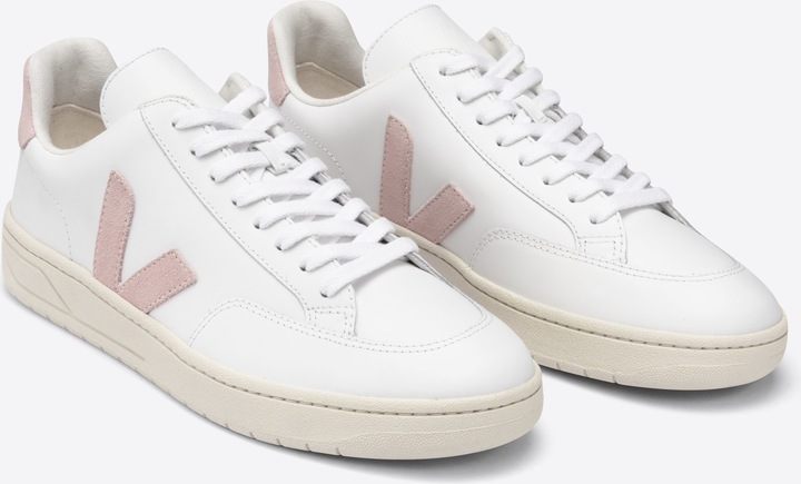 Actual product image Veja V-12 (39)