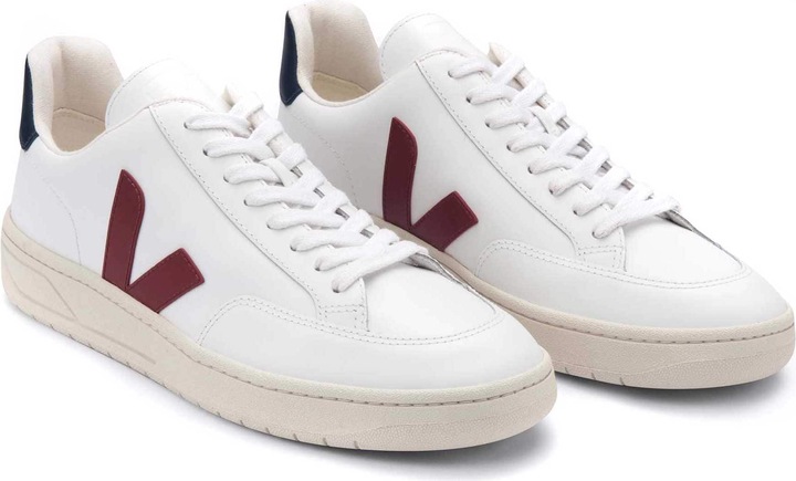 Actual product image Veja V-12 (39)