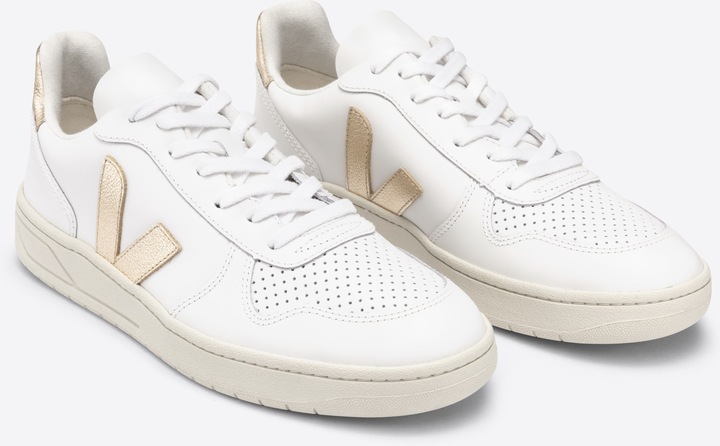 Actual product image Veja V-10 (39)