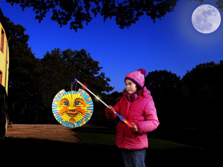 Produktbild Idena Laternenstab 50cm LED+3 farbige LED im Stab (1 Stück)