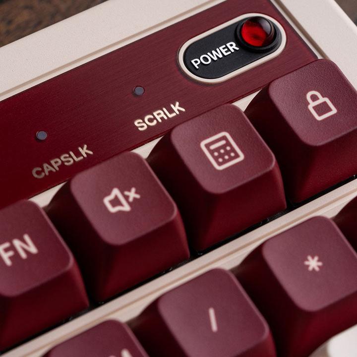 Produktbild 8bitdo 108 Mechanical Keyboard Fami Ed. (US, Kabelgebunden, Kabellos)