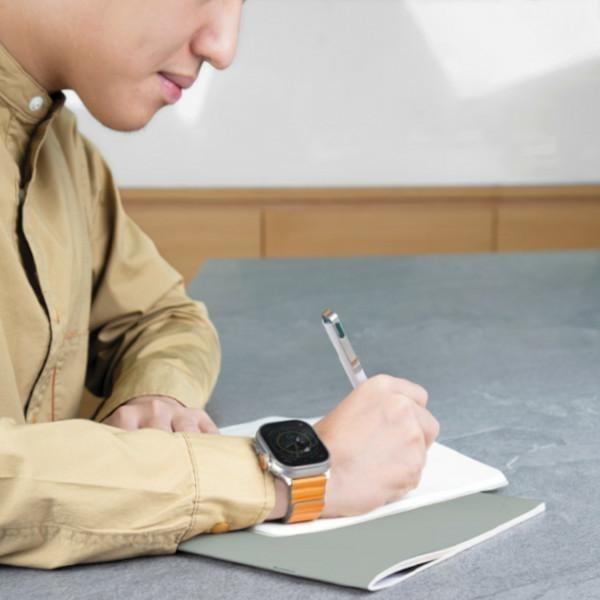 Actual product image Uniq pasek Revix Premium Apple Watch Series 1/2/3/4/5/6/7/8/SE/SE2/Ultra 42/44/45/49mm Edition Rever (Plastic, ecological leather, Silicone)