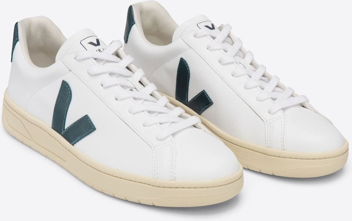 Actual product image Veja Urca Cwl (43)