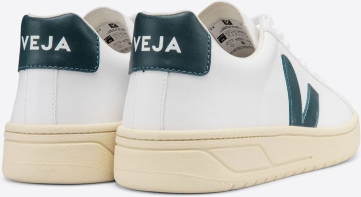 Actual product image Veja Urca Cwl (43)