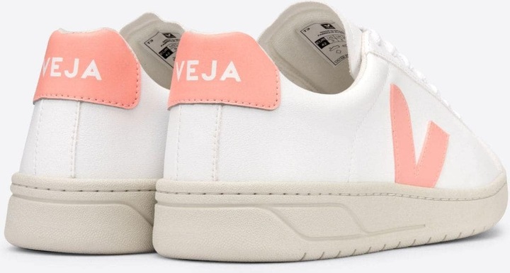 Actual product image Veja Urca Cwl (39)