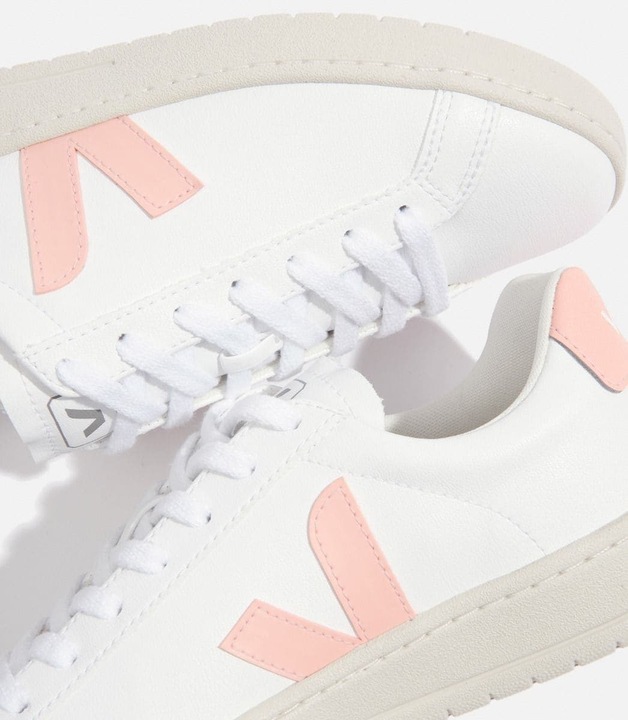 Actual product image Veja Urca Cwl (39)
