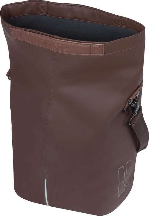 Actual product image Basil Vegan Leather (16 l, Luggage carrier bag)