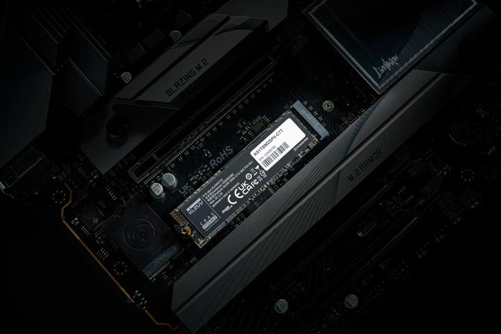 Immagine prodotto Klevv SSD C715 M.2 512GB PCIe Gen3x4 (512 GB, M.2 2280)