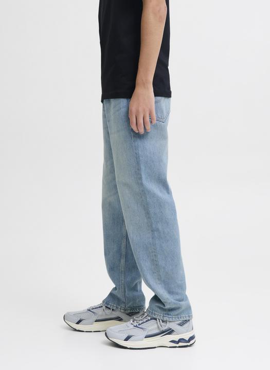 Actual product image Jack & Jones JJICHRIS JJORIGINAL AKM 910 JNR Relaxed Fit Jeans Junior Relaxed Fit Jeans (146)