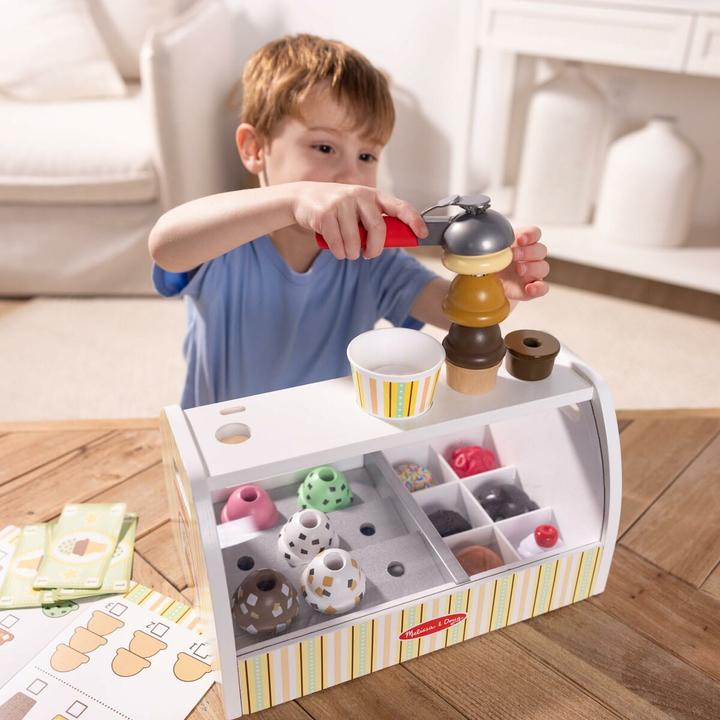 Actual product image Melissa & Doug Scoop and Serve Ice Cream