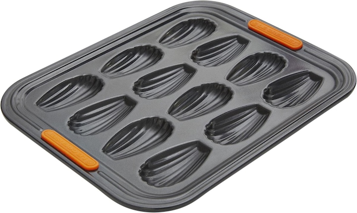 Le Creuset Madeleine