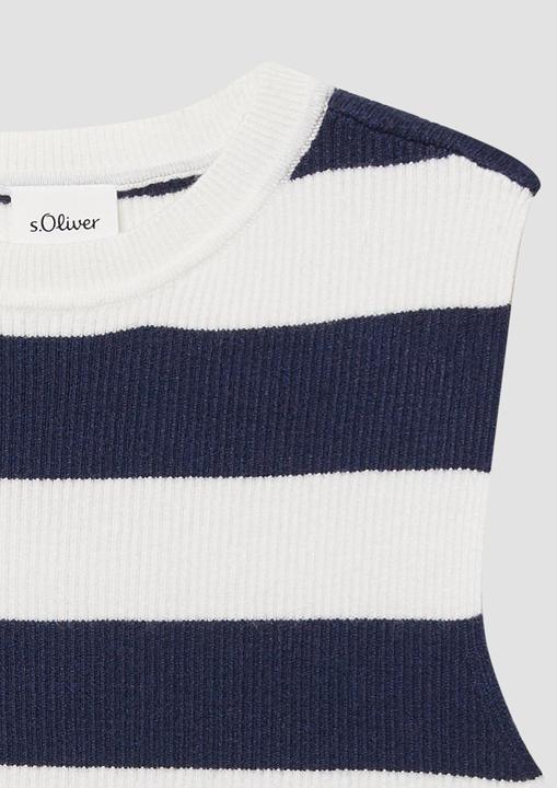 Produktbild s.Oliver Strickpullunder Verkürztes Stricktop aus Viskosemix im Slim Fit (146, 152)