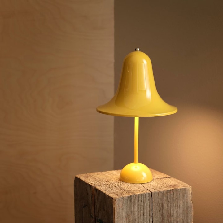Jaune chaud