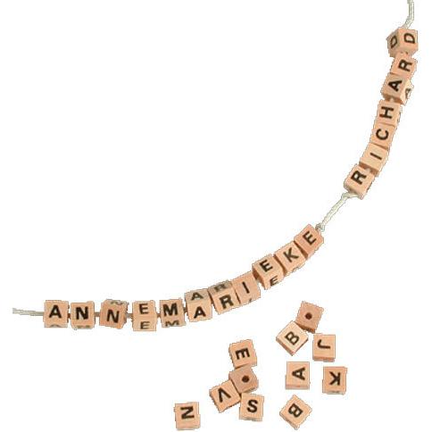 Goki, Holzbuchstaben + Stoffbuchstaben, Buchstabenperlen
