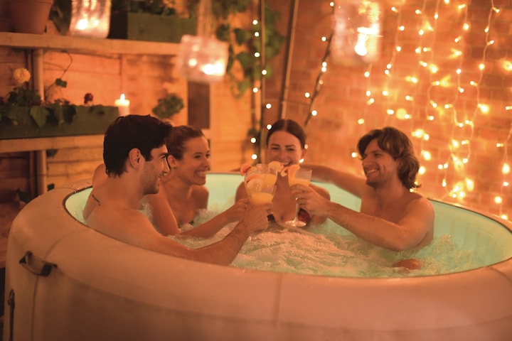 Produktbild Bestway Lay-Z-Spa Paris (4 Pers.)