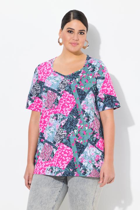 Immagine prodotto Ulla Popken T-shirt dal taglio svasato con pieghe decorative, scollo a cuore e mezze maniche (46, 48)