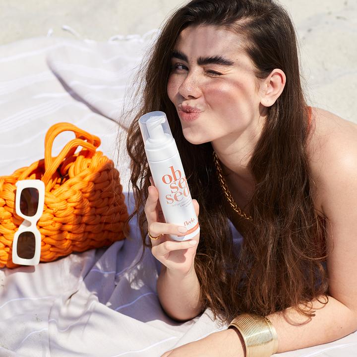 Actual product image Fleeky Self Tan Mousse - Tinted Self Tan Mousse Dark (Self tanning foam, 200 ml)