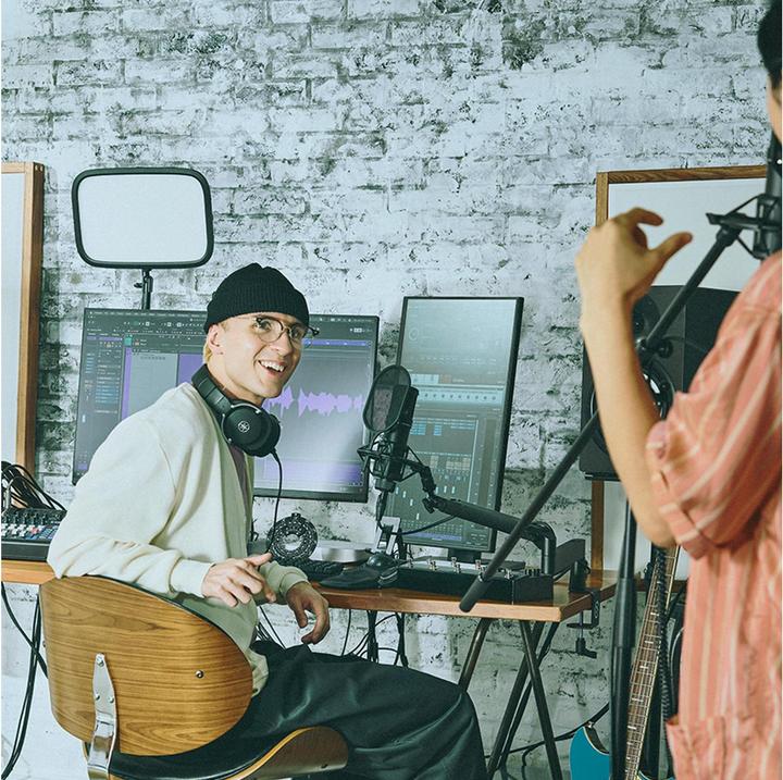 Actual product image Yamaha Mischpult MGX12