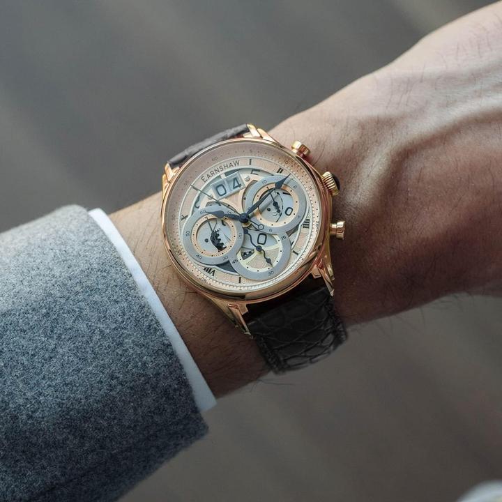 Actual product image Thomas Earnshaw Chronograph Analog Quartz with Leather Strap (Chronograph)