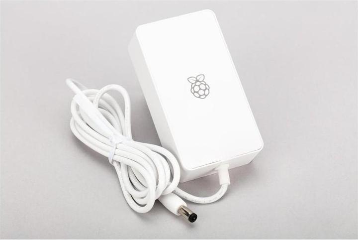 Actual product image Berrybase 48W power supply for Raspberry Pi Build HAT, EU, white