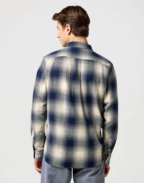 Actual product image Wrangler Langarmhemd 1 Pkt Indigo Shirt (XL)