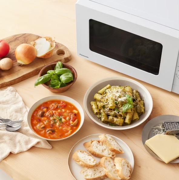 Actual product image Panasonic NN-SM21QWWPG (20 l)