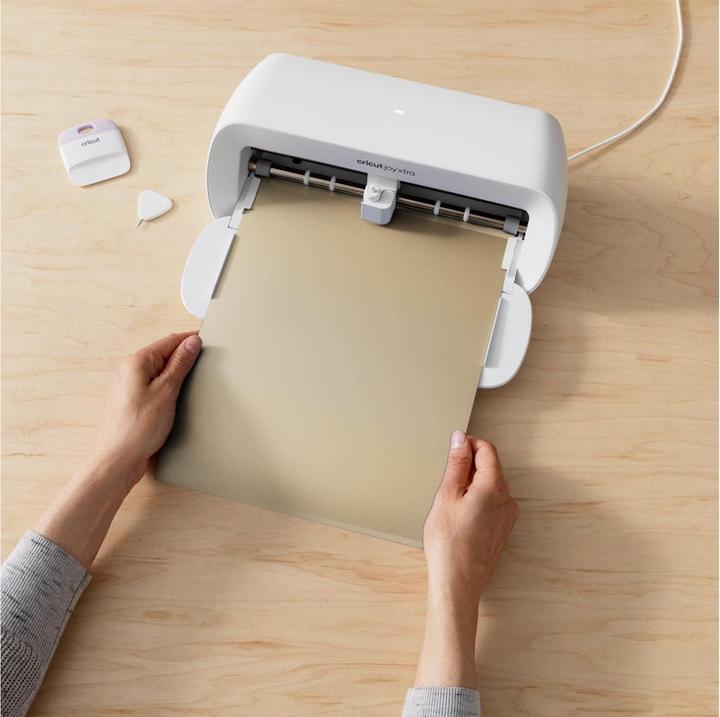 Produktbild Cricut Aufbügelfolie Joy Xtra Smart 24.1 x 61 cm, Gold (1 x)