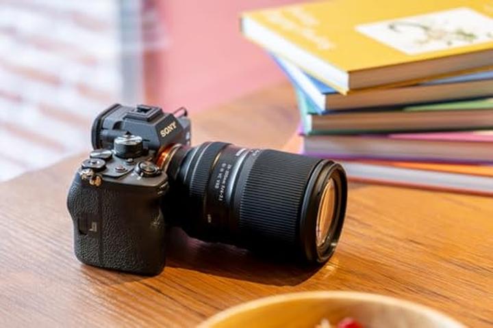 Actual product image Tamron 28-300mm F/4-7.1 Di III VC VXD Sony E (Sony E, full size)