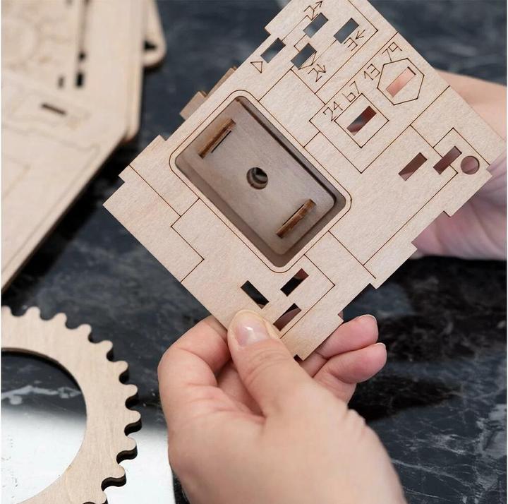 Produktbild Escape Welt Space Box - Rätselbox Bausatz (Deutsch)