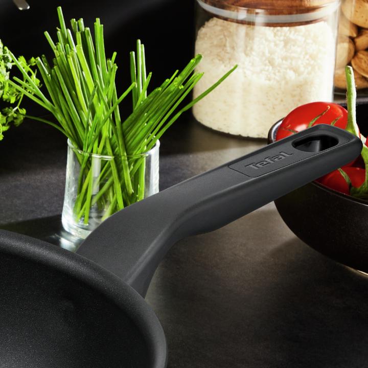 Produktbild Tefal Titanium Force Wokpfanne 28 cm (28 cm, Wok Pfanne, Aluminium)