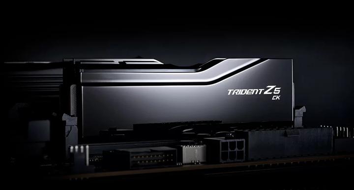 Produktbild G.Skill DDR5 48GB PC 8200 CL40 KIT (2x24GB) TR5CK CUDIMM (2 x 24GB, 8200 MHz, DDR5-RAM, CU-DIMM)