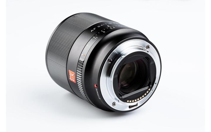 Actual product image Viltrox AF 24/1.8 E Full Frame. Manual focus cine lens for Sony E mount (Sony E, APS-C / DX)